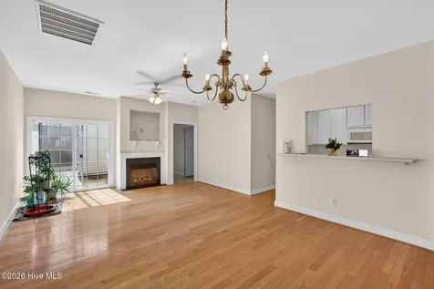1655 Honeybee Lane Wilmington NC 28412