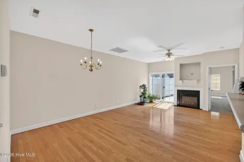 1655 Honeybee Lane Wilmington NC 28412