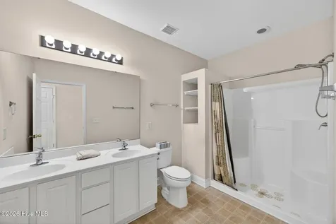 1655 Honeybee Lane Wilmington NC 28412