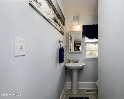 402 Hodges Street Oriental NC 28571