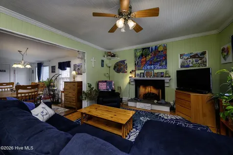 402 Hodges Street Oriental NC 28571