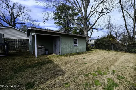 402 Hodges Street Oriental NC 28571
