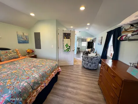 402 Hodges Street Oriental NC 28571