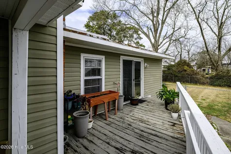 402 Hodges Street Oriental NC 28571