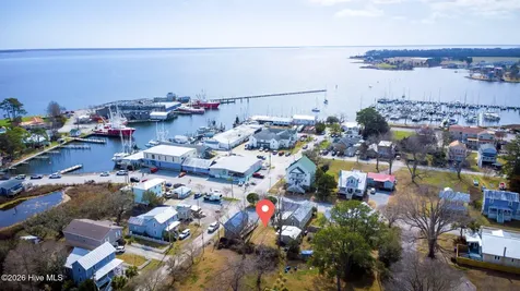 402 Hodges Street Oriental NC 28571