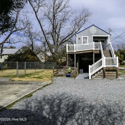 402 Hodges Street Oriental NC 28571