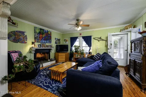 402 Hodges Street Oriental NC 28571