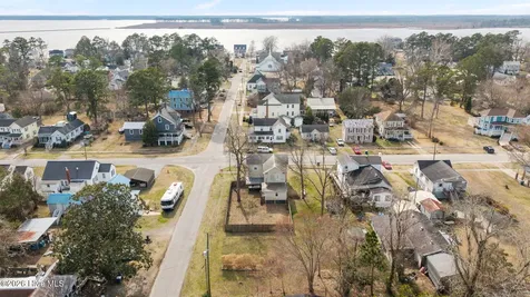 489 E Pungo Street Belhaven NC 27810