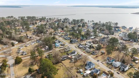 489 E Pungo Street Belhaven NC 27810