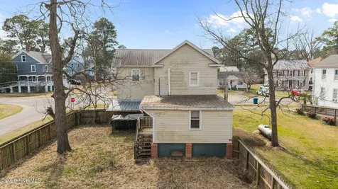 489 E Pungo Street Belhaven NC 27810