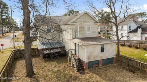 489 E Pungo Street Belhaven NC 27810