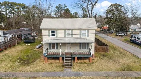 489 E Pungo Street Belhaven NC 27810