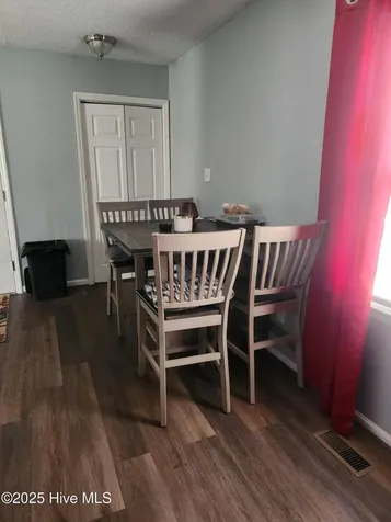 1405 Mockingbird Lane New Bern NC 28562