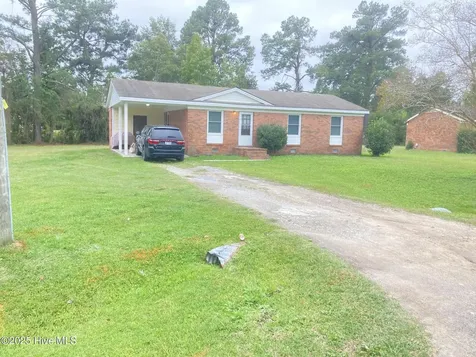 1405 Mockingbird Lane New Bern NC 28562