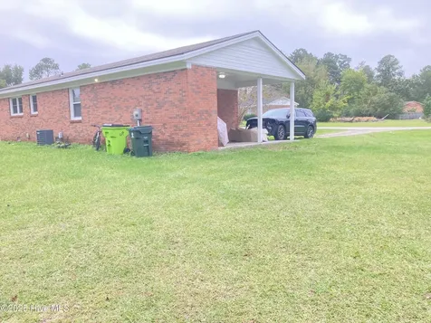 1405 Mockingbird Lane New Bern NC 28562