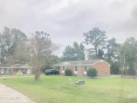 1405 Mockingbird Lane New Bern NC 28562