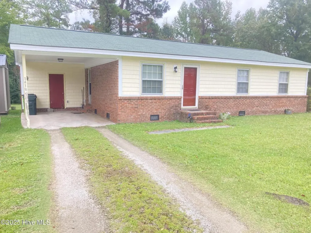 1418 Mockingbird Lane New Bern NC 28562