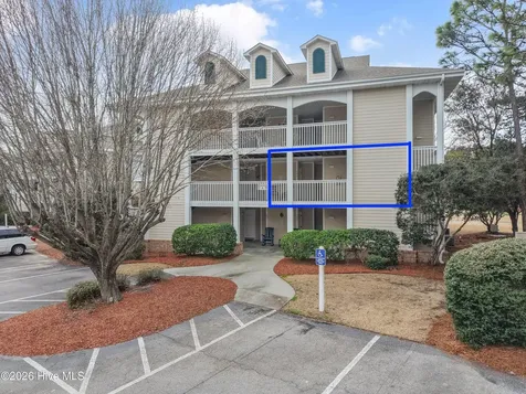 3350 Club Villas Drive Southport NC 28461