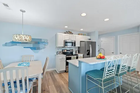 3350 Club Villas Drive Southport NC 28461