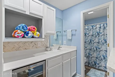 3350 Club Villas Drive Southport NC 28461