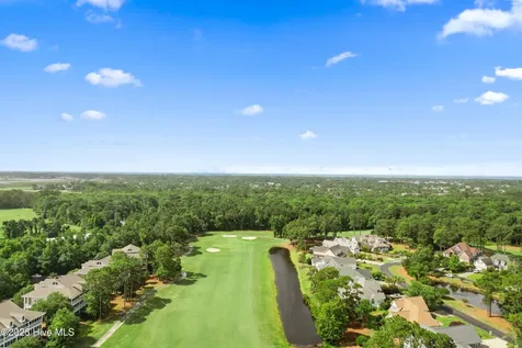 3350 Club Villas Drive Southport NC 28461
