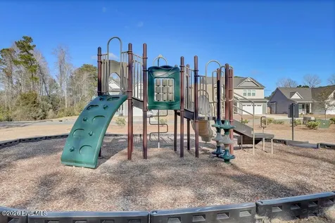 230 E Maritt Street Hampstead NC 28443