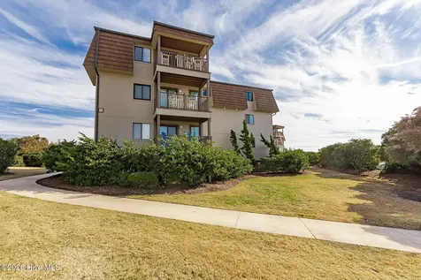 2008 E Fort Macon Road Atlantic Beach NC 28512