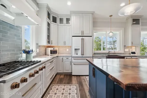 333 N Island Crossing Edenton NC 27932