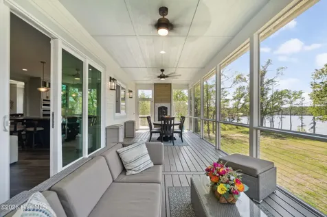 333 N Island Crossing Edenton NC 27932