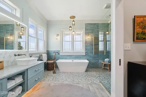 333 N Island Crossing Edenton NC 27932