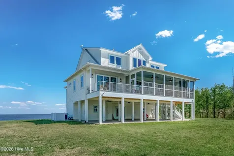 333 N Island Crossing Edenton NC 27932