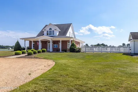 208 Schooner Landing Drive Edenton NC 27932