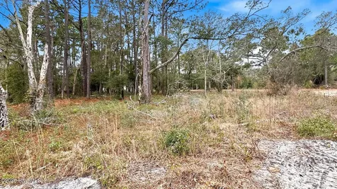 109 Yaupon Dr Exd Southport NC 28461