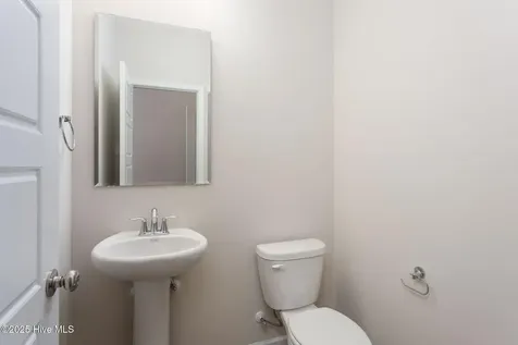 179 S Bandwheel Way Hampstead NC 28443