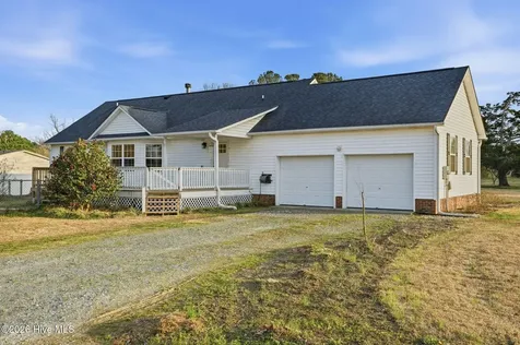 22 Old Mill Road Willard NC 28478