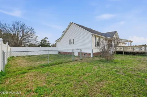22 Old Mill Road Willard NC 28478