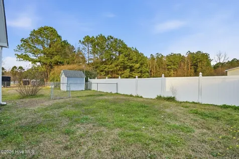 22 Old Mill Road Willard NC 28478