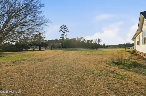 22 Old Mill Road Willard NC 28478