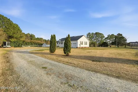 22 Old Mill Road Willard NC 28478