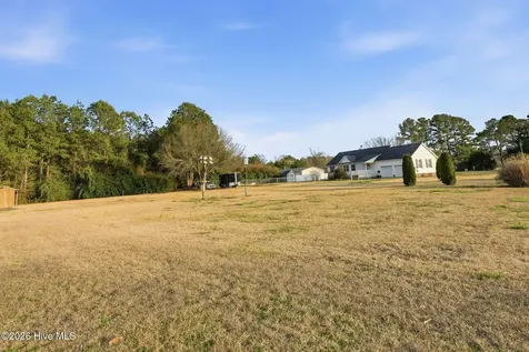 22 Old Mill Road Willard NC 28478