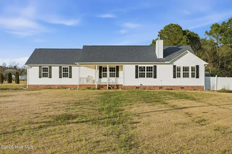 22 Old Mill Road Willard NC 28478
