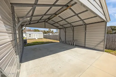 621 West Beaufort Road Beaufort NC 28516