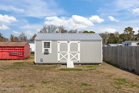 621 West Beaufort Road Beaufort NC 28516
