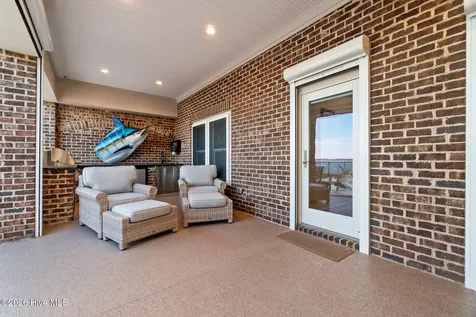 227 Back Street Newport NC 28570