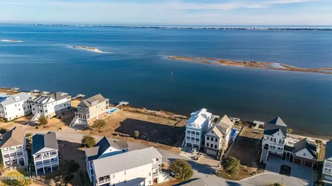 227 Back Street Newport NC 28570