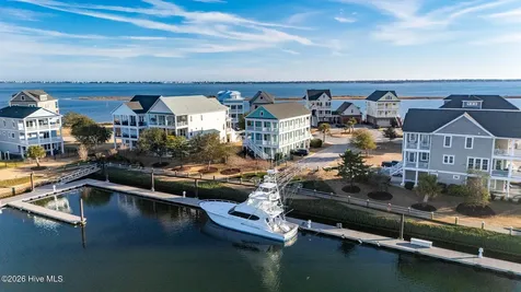 227 Back Street Newport NC 28570