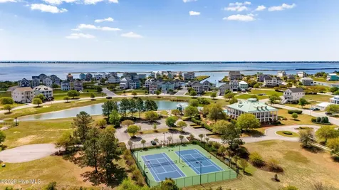 227 Back Street Newport NC 28570