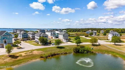 227 Back Street Newport NC 28570