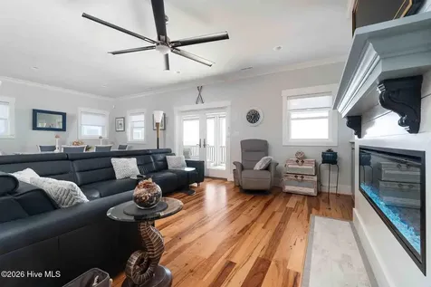 227 Back Street Newport NC 28570