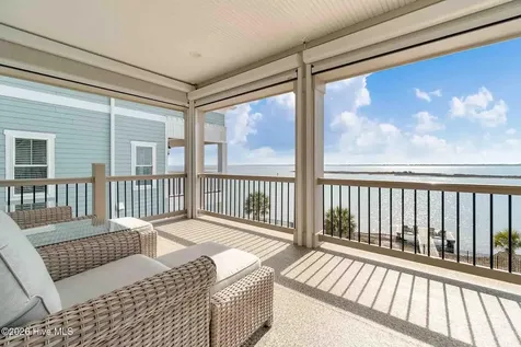 227 Back Street Newport NC 28570